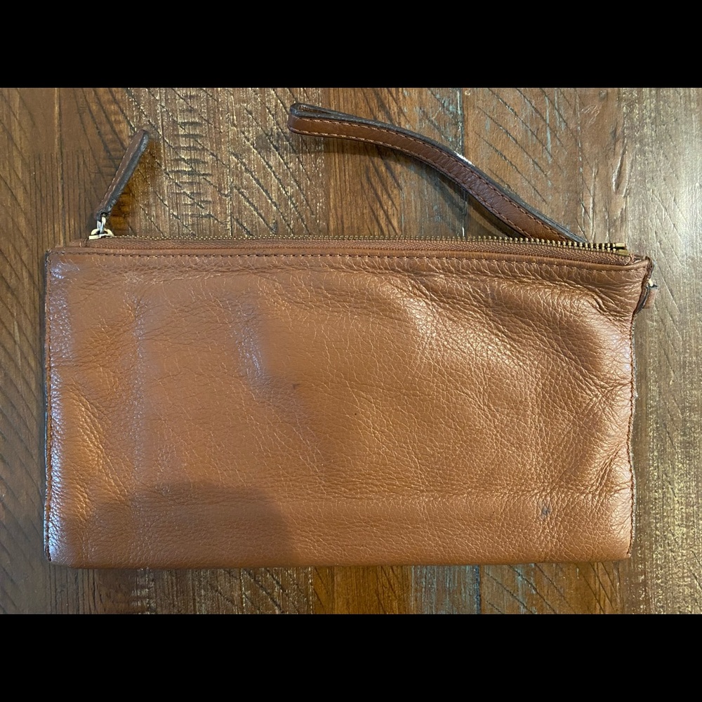 Used Michael Kors wristlet wallet - Picture 2 of 4